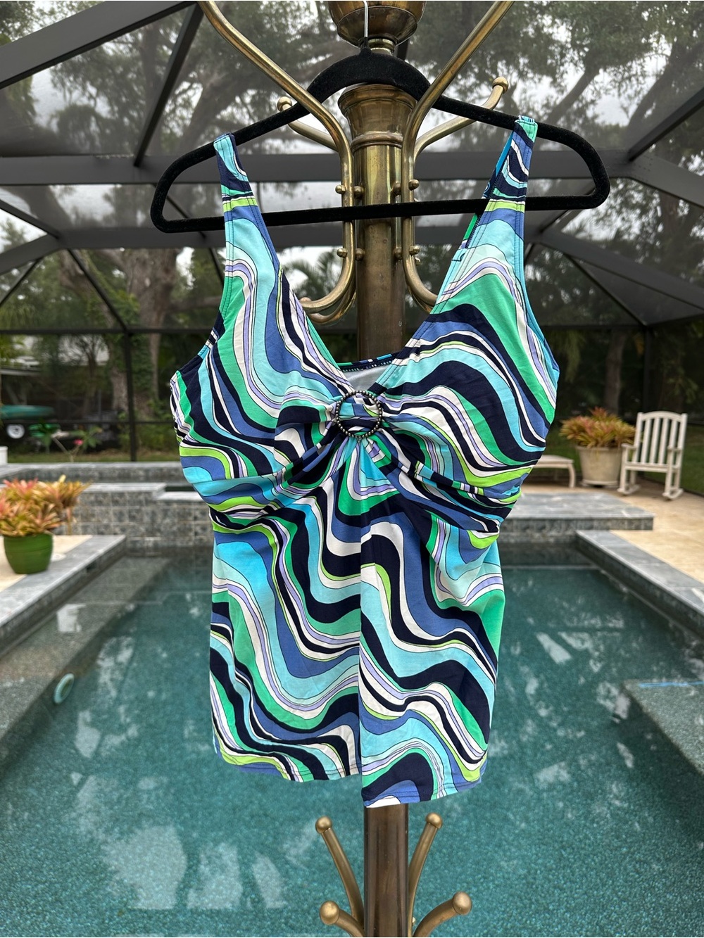 Coco Reef 36C / 12 Tankini Top With White, Blue, Green & Black Hi End Softness